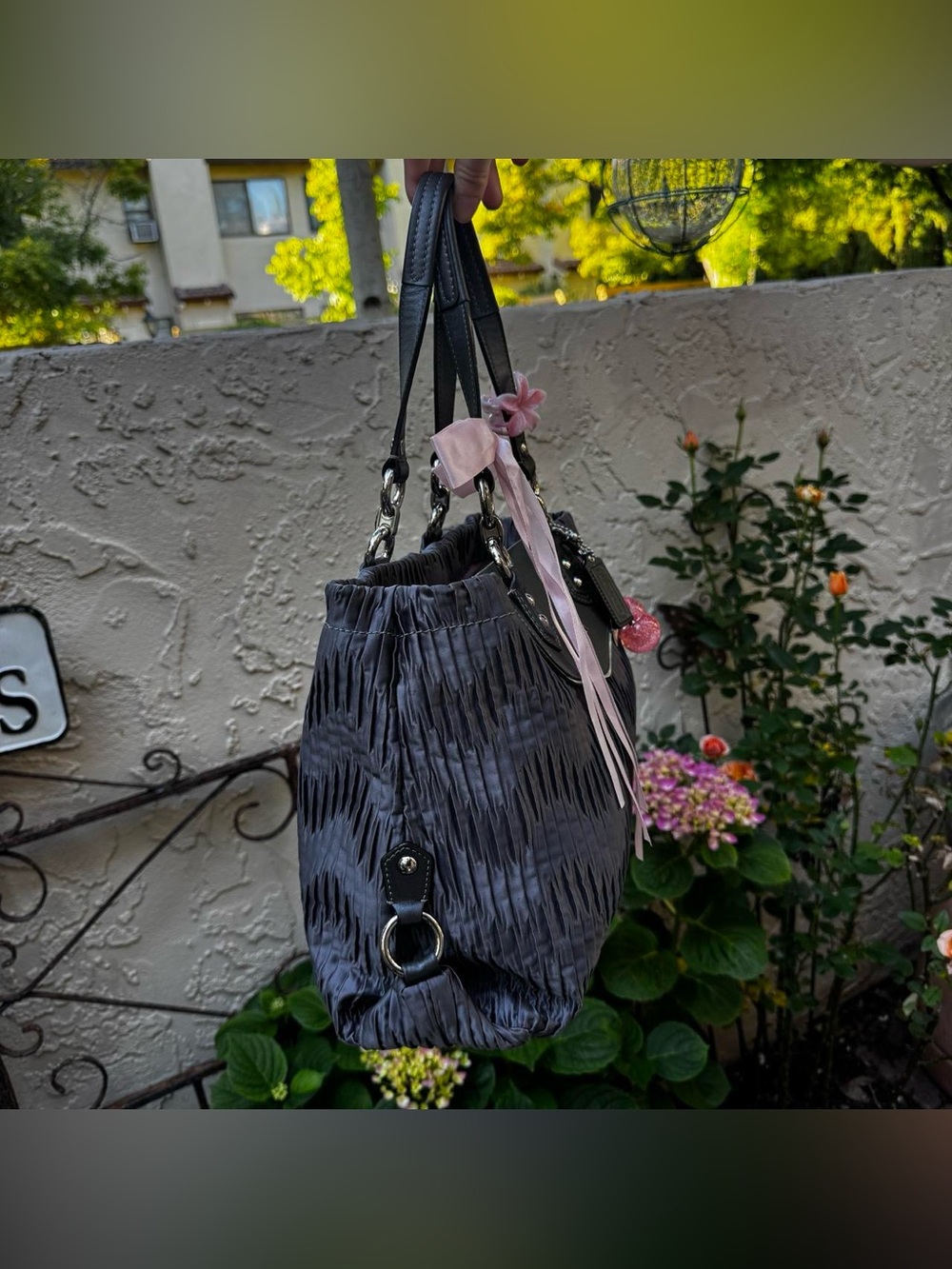 Spacious Y2K Grey Coach Tote - Picture 4 of 8